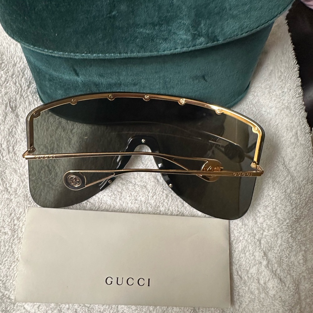 Gucci Oversized Sunglasses